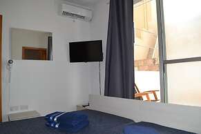 La Luna Townhouse