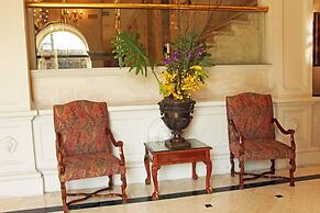 Hotel Plaza de Oro
