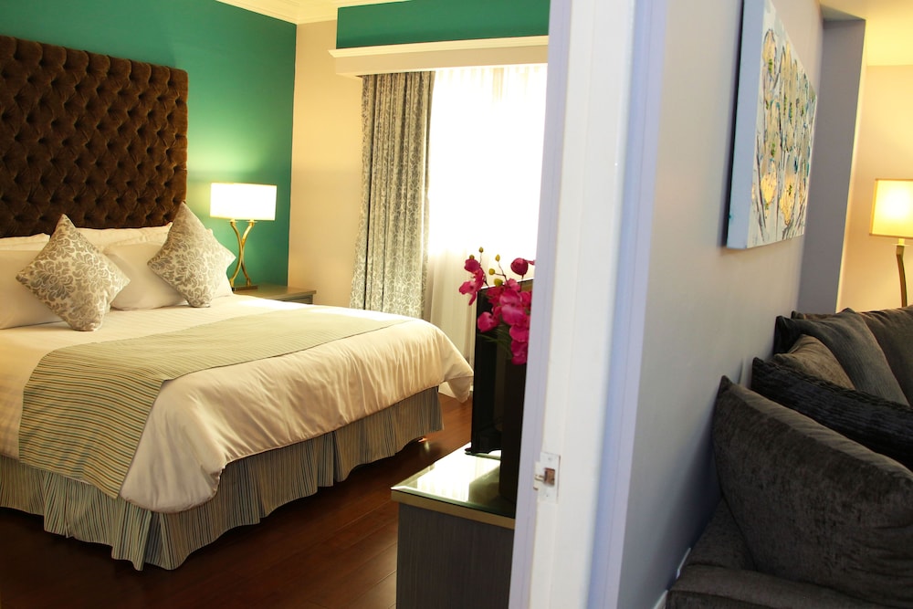 Hotel Plaza de Oro