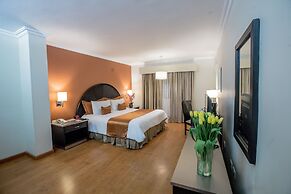 Hotel Plaza de Oro