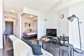 Modern Condo in Historic Fort York