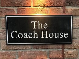 High Specification Coach House, Ebford