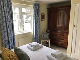 Bumble Bee Cottage