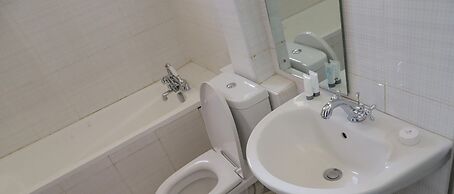 Maxoil Hotel