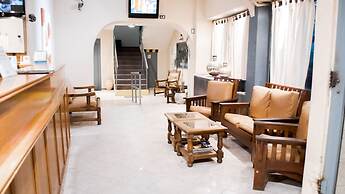 Once Plaza Hotel