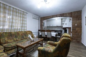 Residence Pejovic