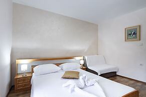 Residence Pejovic