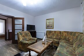 Residence Pejovic