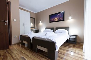 Residence Pejovic
