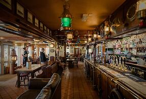 The Steamer Inn