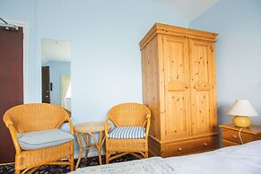 The Steamer Inn