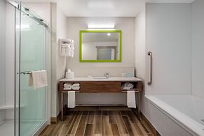 Hampton Inn & Suites by Hilton Edmonton St. Albert
