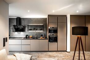 Primera Apartments