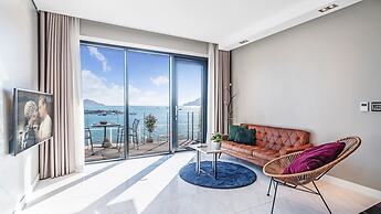 Namhae Lounge 32 Resort A