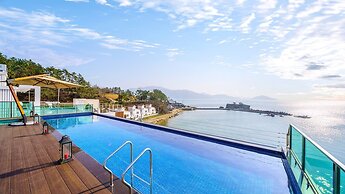 Namhae Lounge 32 Resort C