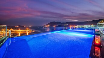 Namhae Lounge 32 Resort C
