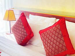 Le Botum Hotel