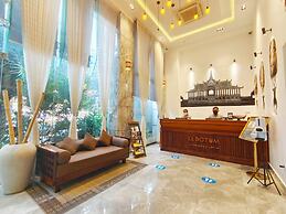 Le Botum Hotel