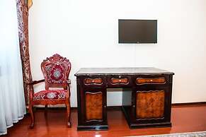 Hotel Lion