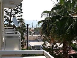 Pelides Apartments