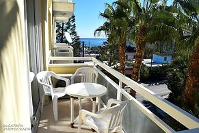 Pelides Apartments