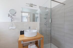 Midenza Seaside & Nature Retreat