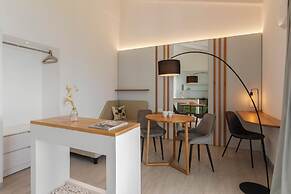 Midenza Seaside & Nature Retreat