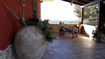 B&b Santa Sofia by holidayngo