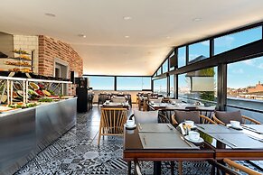 Interstar Hotel