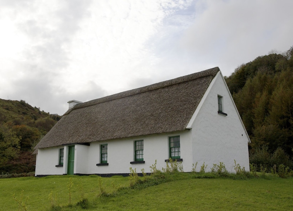 Corofin Lake Cottage No 4