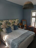 Mere Brook House