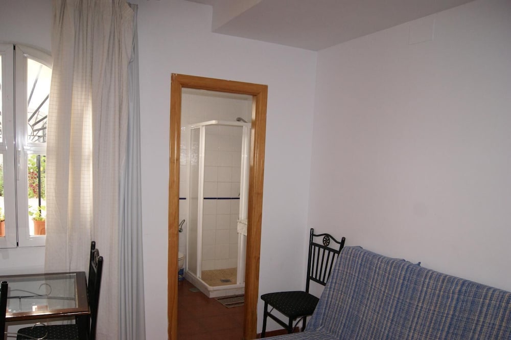 Hostal Alcazar I
