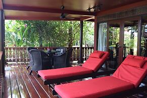 4 bedroom beachfront Villa 3 SDV024-By Samui Dream Villas