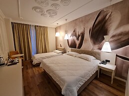 Regina City Hotel