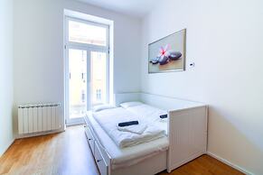Bouquet Apartments