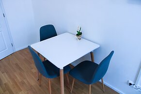 Bouquet Apartments