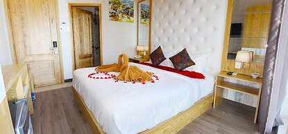 Emerald Ocean Hotel