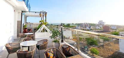 Emerald Ocean Hotel