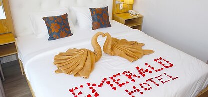 Emerald Ocean Hotel