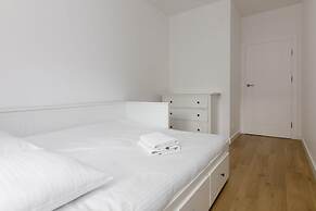 Rozlogi Sunny Apartment