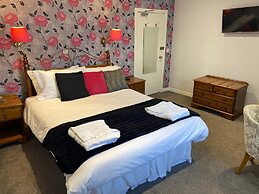 The Kings Arms Hotel
