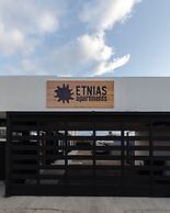 Etnias Apartments