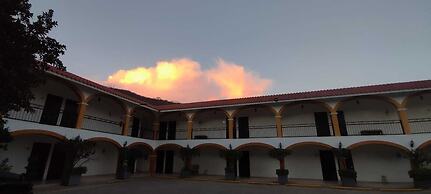 Casa Blanca Hotel