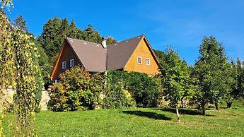 Private Pool Villa in Stupna
