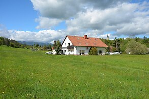 Retreat With Garden Views