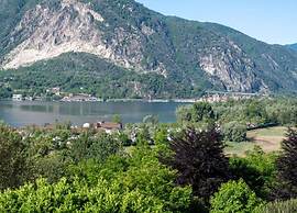 Chalet by Lake Maggiore With Garden Views