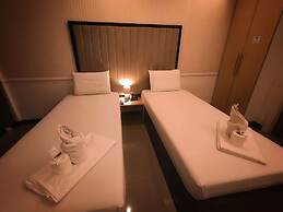 S&M Hotel