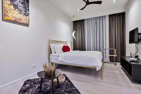 Expressionz Suites by iHost Global