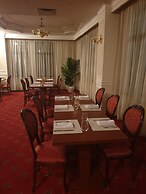 Victoria Hotel