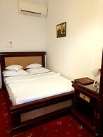 Victoria Hotel